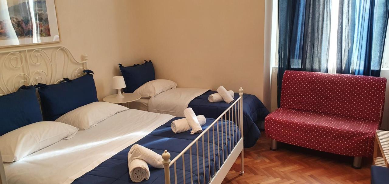 Napol-in 2* Naples